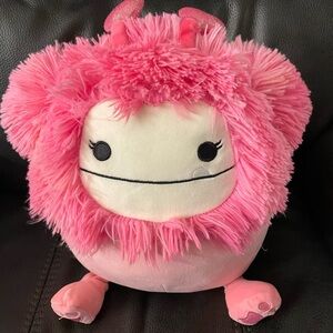 Rare 16 inch Hailey Bigfoot Yeti Hot Pink Squishmallow Kellytoy 2023 Excellent
